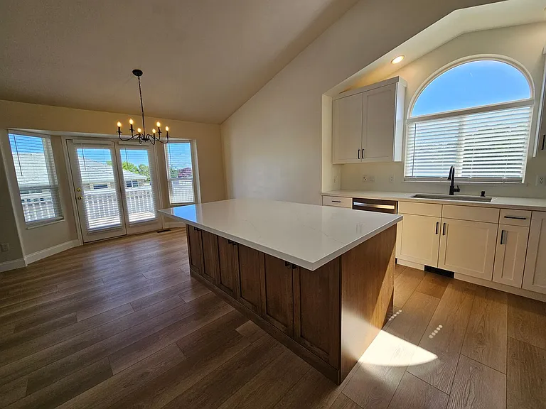 4698 Colander Dr — Photo 25