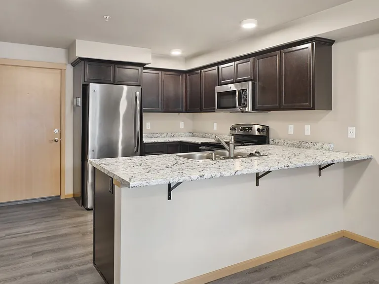 Tremezzo Apartments — Photo 35
