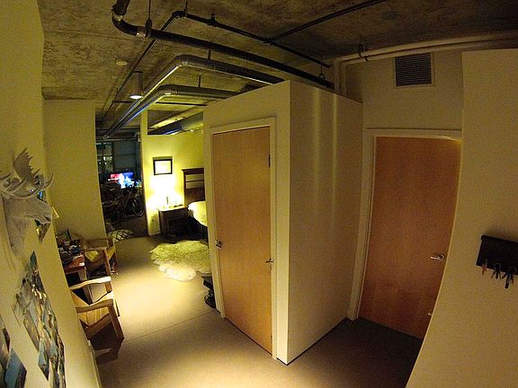 4th image of 2100 16th St Unit 411