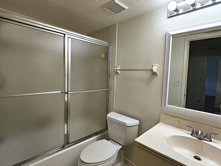 6025 Chardonnay Ln #1-102 — Photo 18