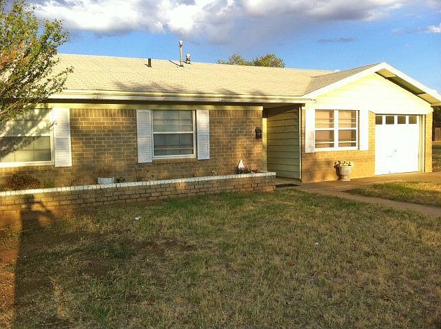 1st image of 1003 N B St