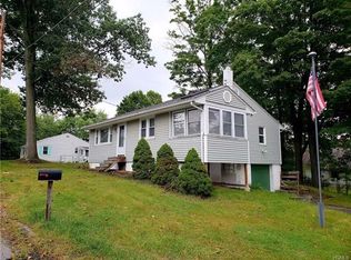 5 Carrie Ln, Middletown, NY 10940