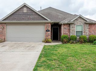 3113 N Autumn Rose Ave, Fayetteville, AR 72704
