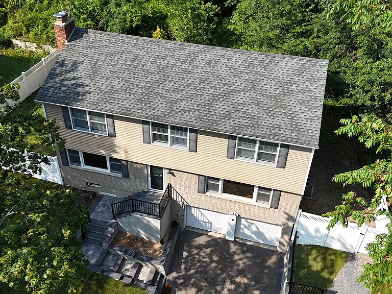 19 Maurice Ln — Photo 14