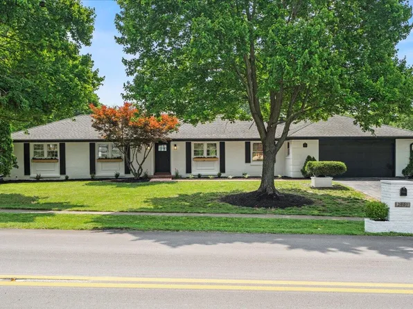 2940 Southview Dr, Lexington, KY 40503