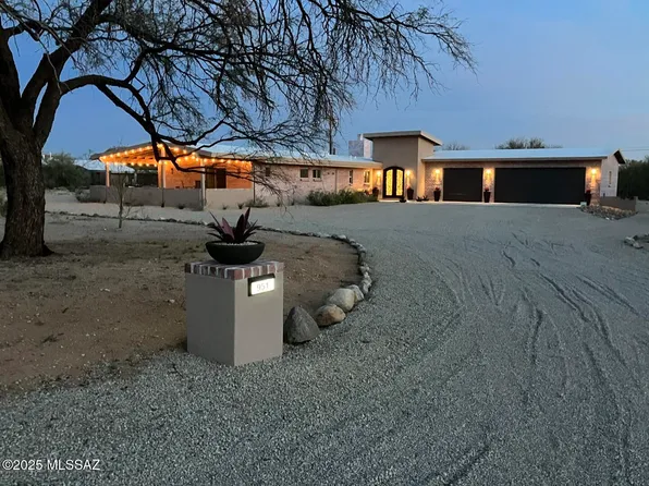 951 W Samalayuca Dr, Tucson, AZ 85704