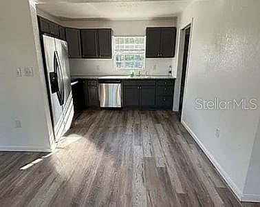 5th image of 1619 Chatsworth St
