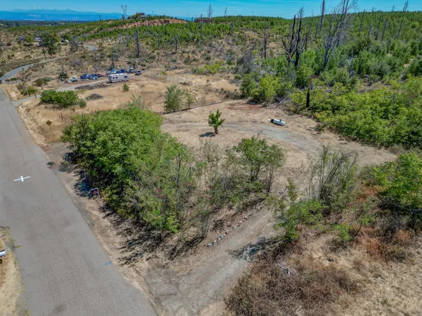 16155 Bush St, Redding, CA 96001
