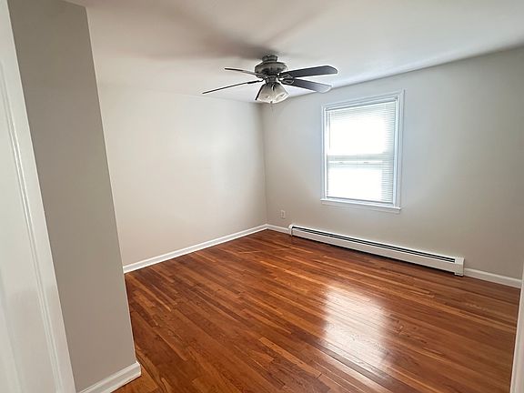 5th image of 23A Hawthorne Dr #1