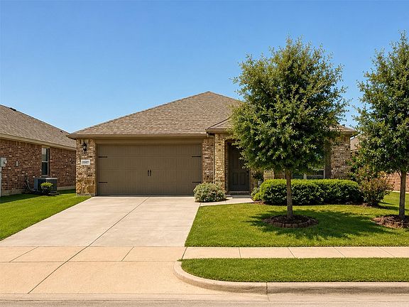 2nd image of 2327 San Marcos Dr