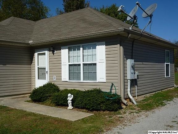 2nd image of 3177 Charity Ln