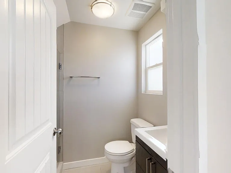 1203 W Gardena Blvd #C — Photo 12
