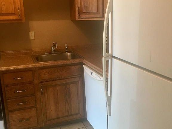 4th image of 3628 Kenbrooke Ct