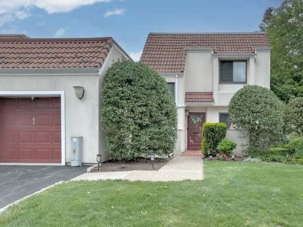 42 Musano Ct #42, West Orange Twp., NJ 07052