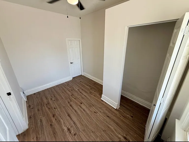 757 Regina Ave — Photo 5
