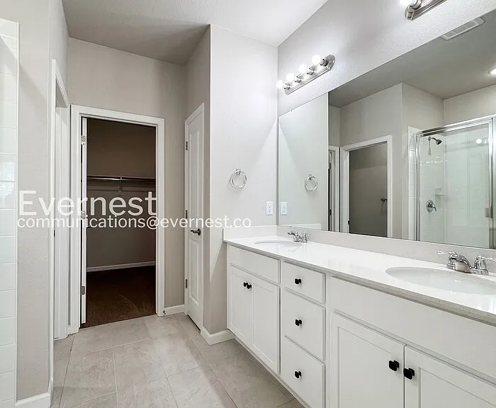 12492 Childers St — Photo 10