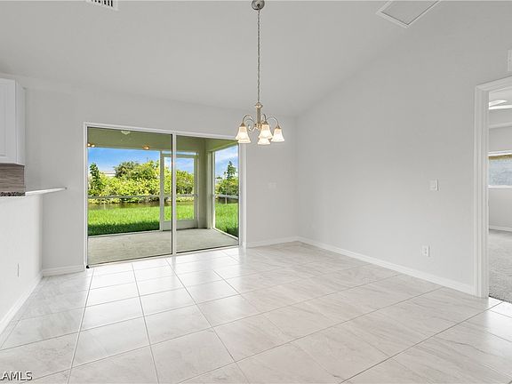 3rd image of 1409 NE 11th Terrace Cpe