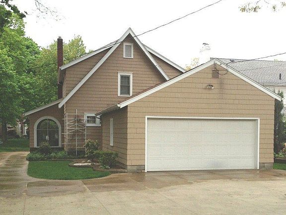 2nd image of 273 Kenilworth Dr