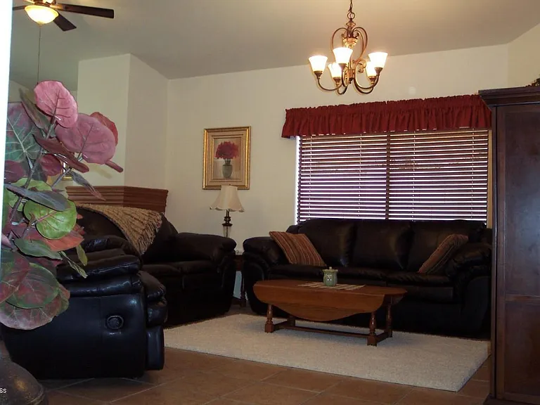 11018 W Poinsettia Dr — Photo 12