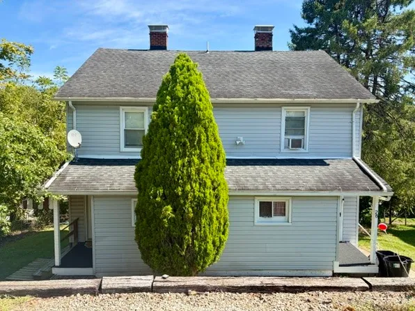 26-28 Birch Aly, Muse, PA 15350