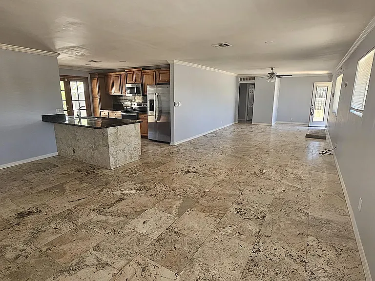 6838 E Edgemont Ave — Photo 9