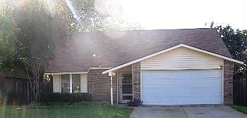 2nd image of 5305 Duchess Ct