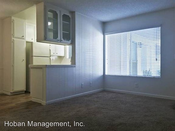 4th image of 4354 Kansas St APT 4