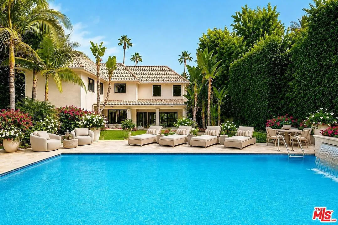 6 bed, 7.5 bath, 4500 sqft, $28,000 — Photo 1