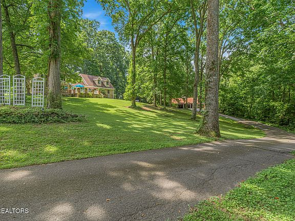 3rd image of 8708 Pedigo Ridge Way