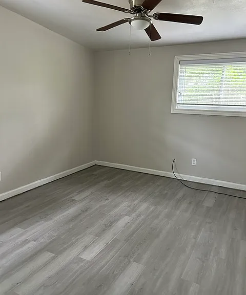 2625 Holiday Hill Dr — Photo 16