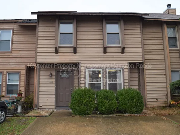 1412 Woodscape Ln, Virginia Beach, VA 23462