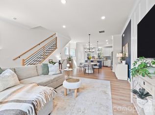 3225 Zenith Ln, Charlotte, NC