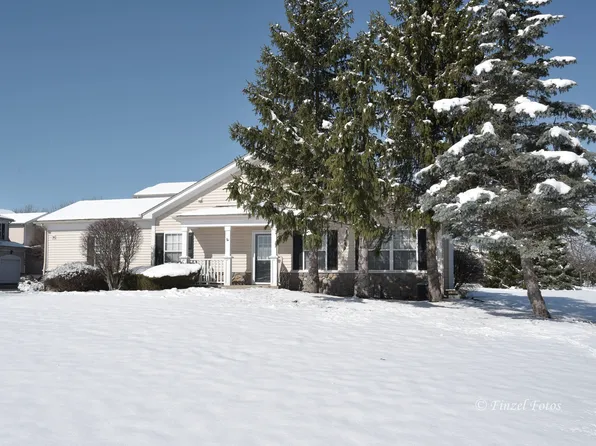 2811 Kendall Xing, Johnsburg, IL 60051