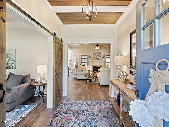 4th image of 5474 New Pointe Dr