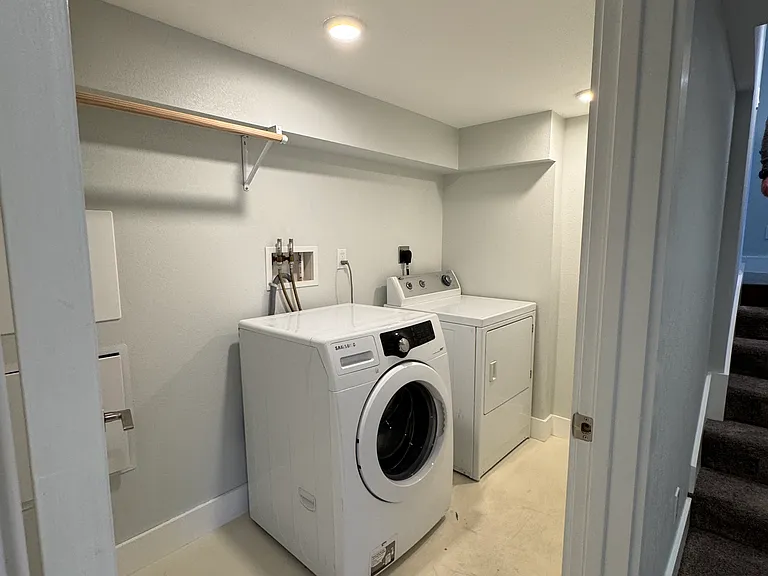 4720 Lamar St #B — Photo 22