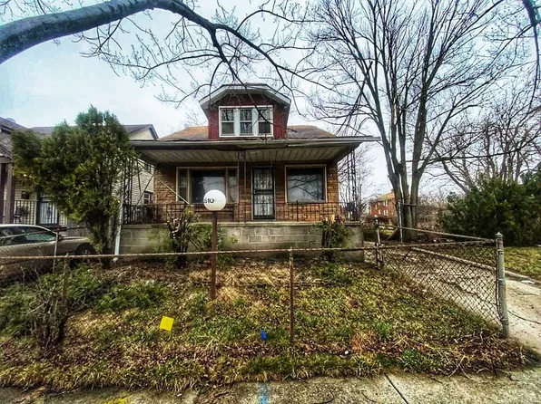13510 Sorrento St, Detroit, MI 48227