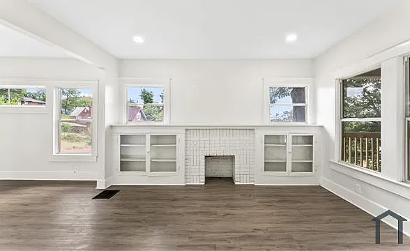 843 7th St W — Photo 14
