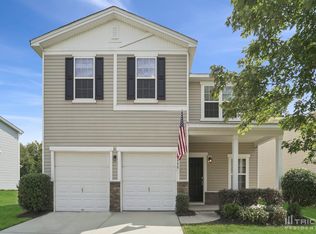 6446 Ridgeview Commons Dr, Charlotte, NC 28269