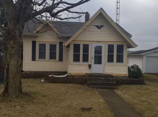 713 W 22nd St, Connersville, IN 47331