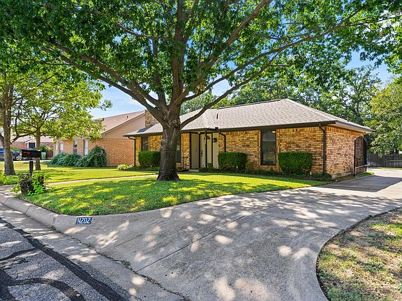 4th image of 4202 Windhurst Dr