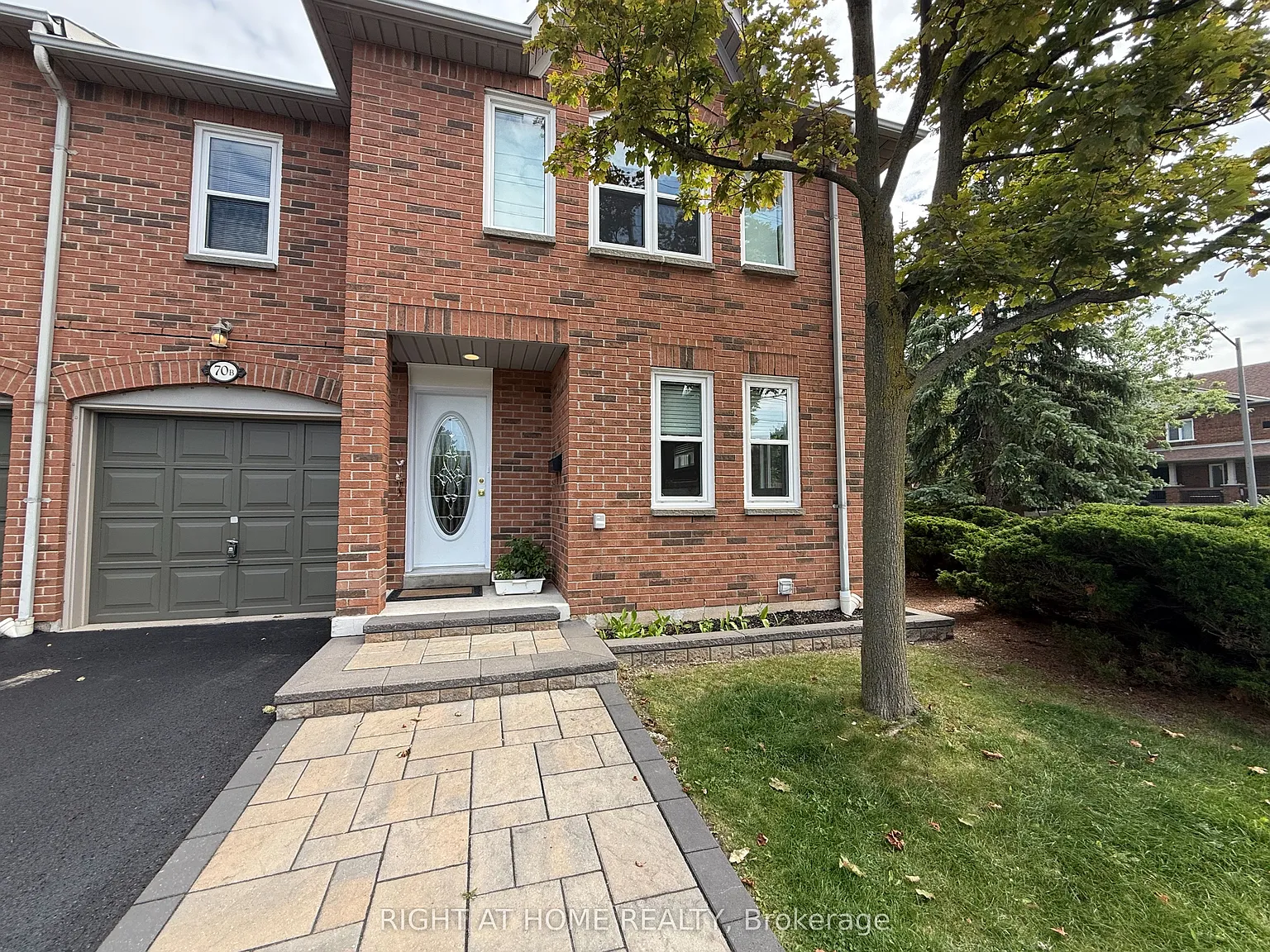 3 bed, $3,400 — Photo 1