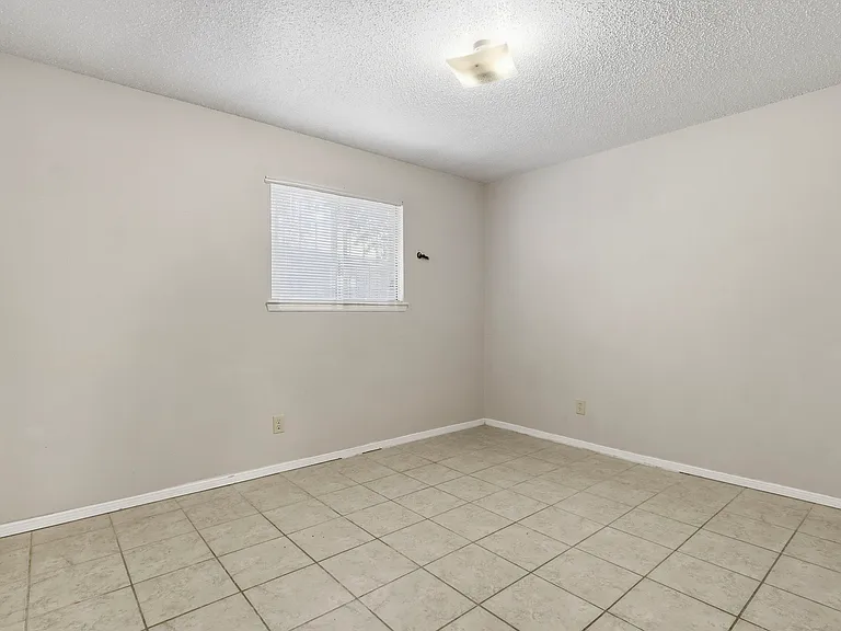 2918 E Glen Dr #B — Photo 19