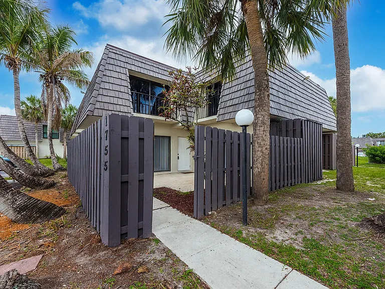 1755 N Congress Ave — Photo 32