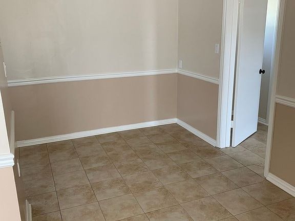 5th image of 1630 E Washington Blvd APT D