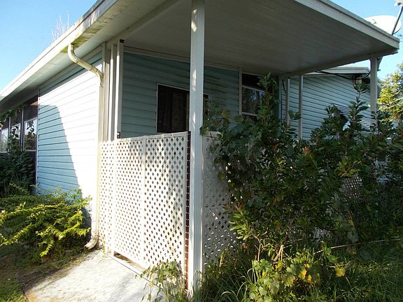 5th image of 405 Skycrest Ln