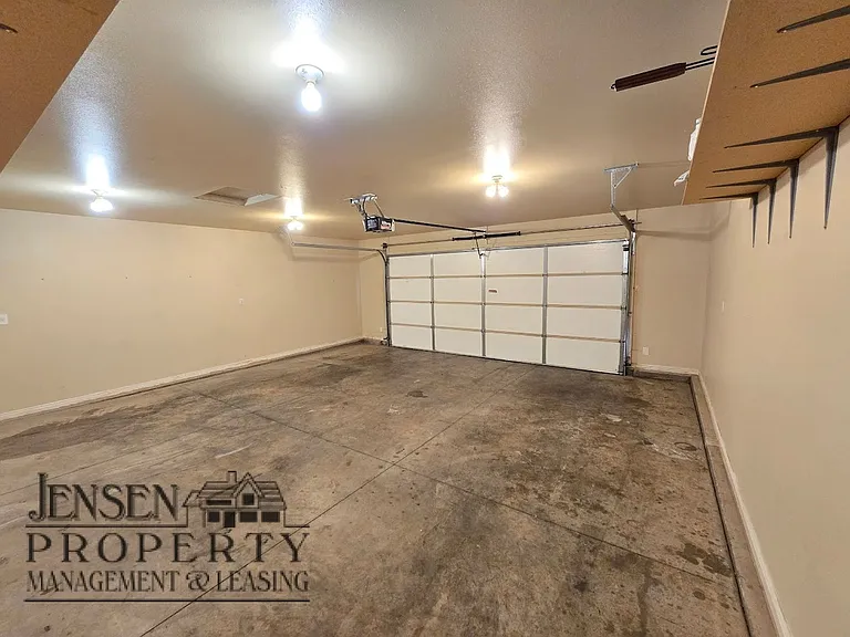 1630 E 2450 S #41 — Photo 23