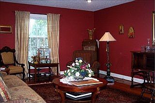 4th image of 150 Cambridge Cir