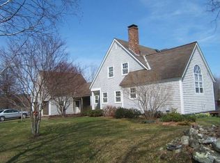431 Parker Hill Rd, Bellows Falls, VT 05101