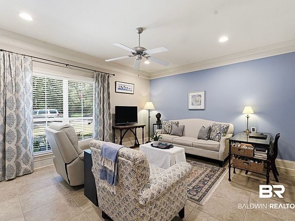 5th image of 9916 Windmill Rd APT 8