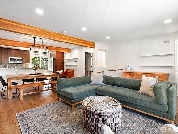 3rd image of 3914 N 19th Street